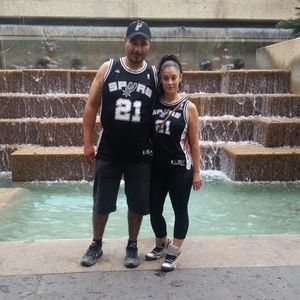 Meet your Posher, Zoila